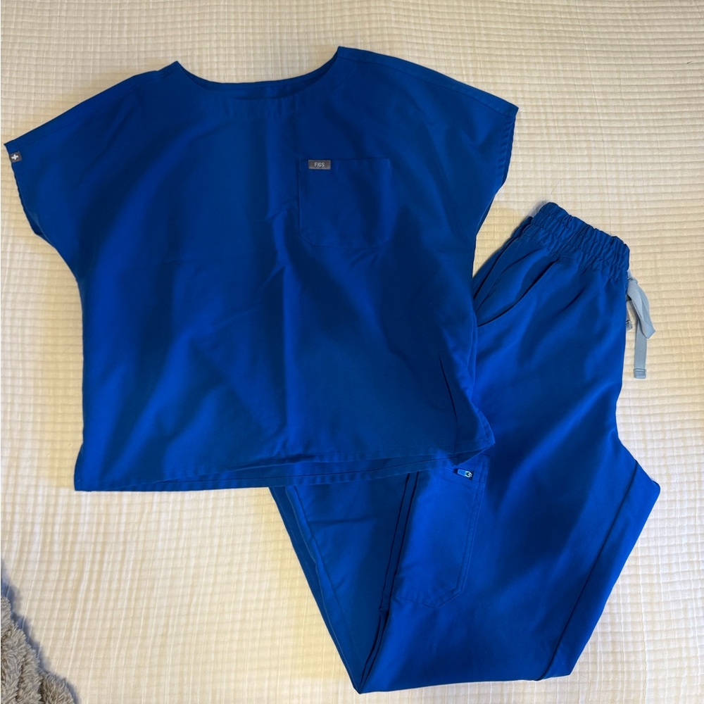 Figs Royal Blue Scrub SET